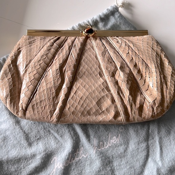Judith Leiber python clutch bag - Picture 9 of 9